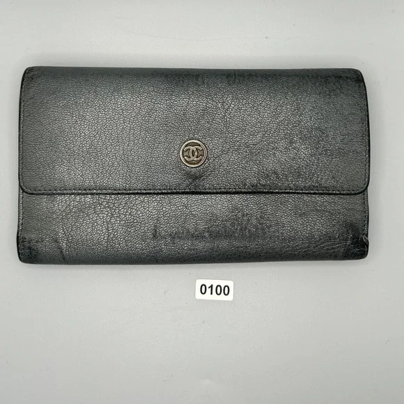Chanel metallic grey Leather Wallet CC Logo COA card Included#100‎