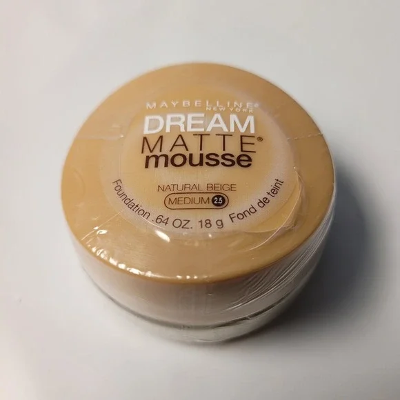 Maybelline Dream Matte Mousse Foundation Women‎ Natural Beige Medium 2.5 0.64oz