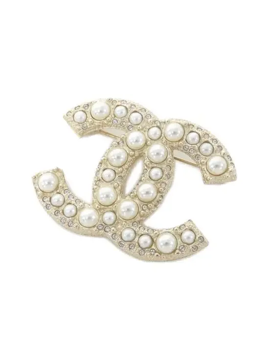 Chanel Brooch Gold And White With #287953C14B