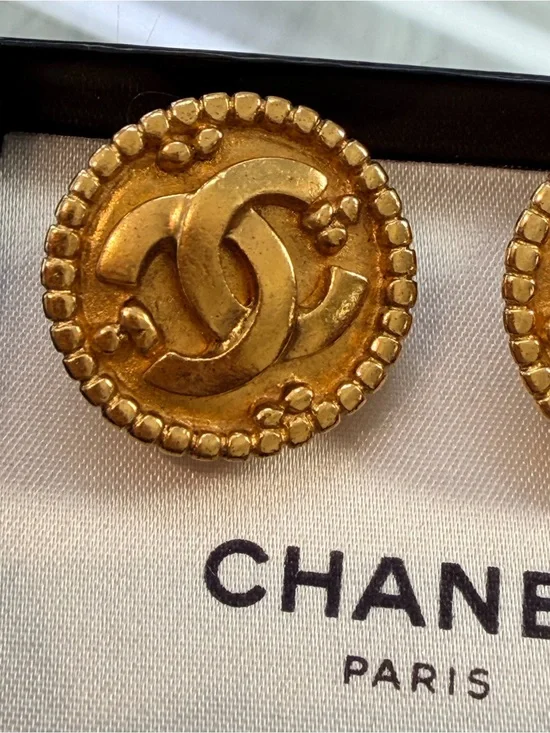 Chanel Gold-Tone CC Button Earrings Authentic ✨