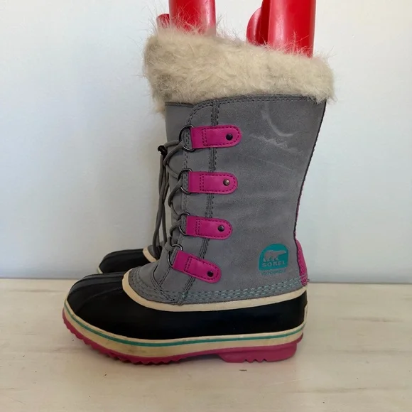 Sorel Grey/Pink Joan Of Artic Winter Boots