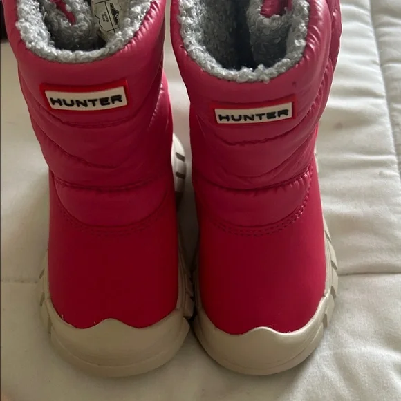 Hunter baby/Kids' Fuchsia Winter Boots Size 5US GUC