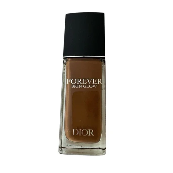 Dior Forever Skin Glow 24hr Radiant‎ Foundation 7N SPF 15  Exp 04/ 26