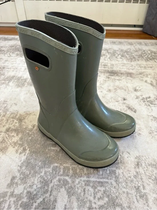 Kids' Bogs Green Rain Boots Size YS Youth 4 (EU 37)