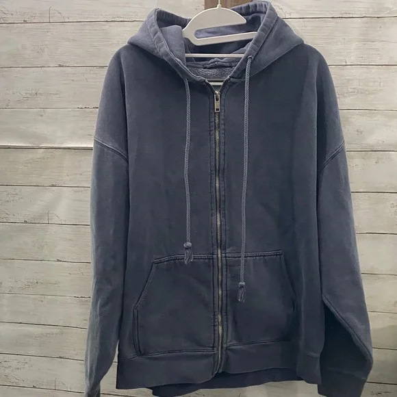 Brandy Melville Zip-Up Hooded Sweatshirt in Light Blue
