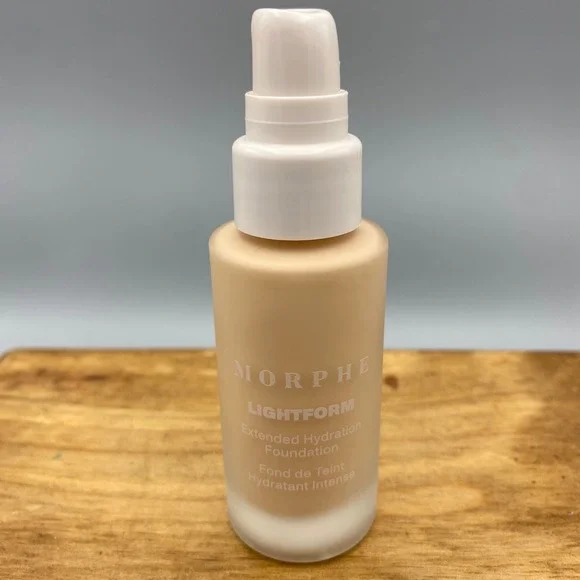 Morphe Lightform Extended Hydration Foundation LIGHT 05N‎ 1 fl oz / 30 ml No Box
