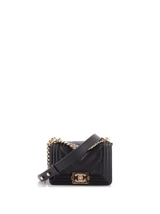Chanel Boy Flap Bag Chevron Lambskin #292076C42B