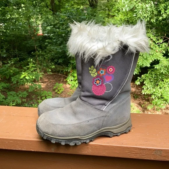 Hanna Anderson grey leather boots