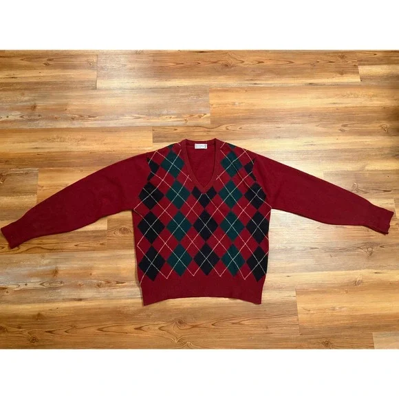 The Scotch House Vintage Argyle V-Neck Sweater Red Lambswool Made in Scotland L
