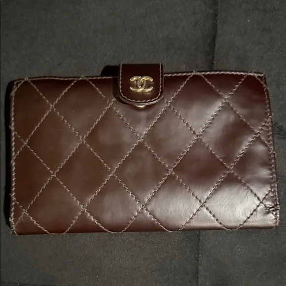 CHANEL Chocolate Quilted Leather Wallet