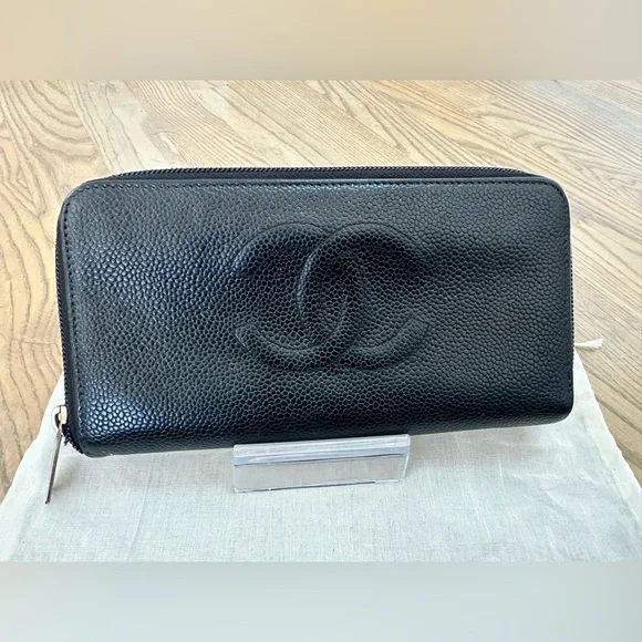 CHANEL Black Caviar Leather Zip Long Wallet