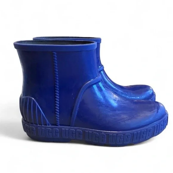 UGG  Vibrant Blue Waterproof Boots‎