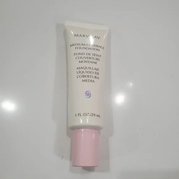 Mary Kay Foundation Ivory 100