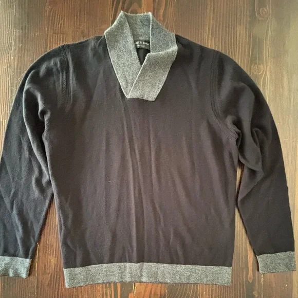 Rag & Bone | V-Neck Long Sleeve | Black‎ and Grey | Men’s Large