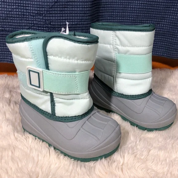 Cat & Jack Kids Snow Boots