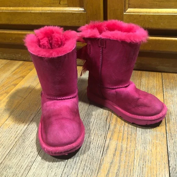 UGG Bailey Bow ll