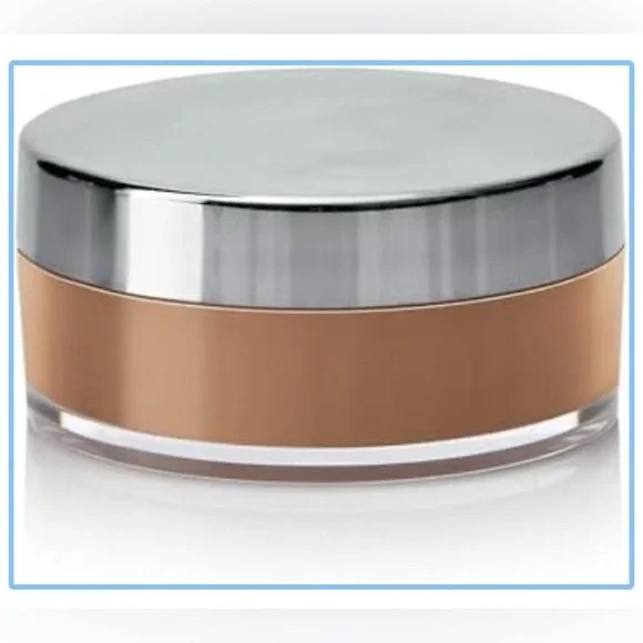 Mary Kay Mineral Powder Foundation (m01)