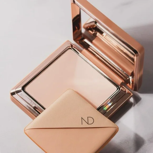 NEW✅Natasha Denona HyGlam Powder Foundation