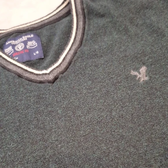 American‎ Eagle Outfitters Men's Dark Green V Neck Sweater Stripe Detail Sz Lg