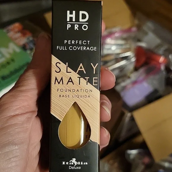 HD Pro Slay Matte Foundation 30ml New in Box - 1B Porcelain