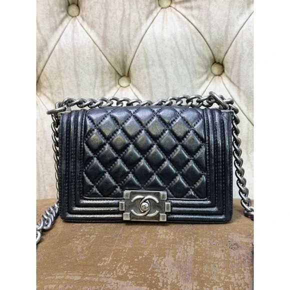Chanel Boy Bag Black Iridescent Quilted Goatskin Ruthenium Hardware Medium Flap