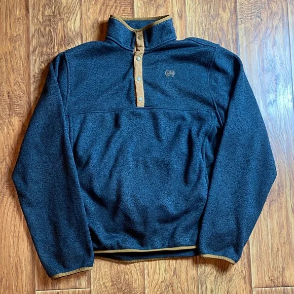 Cinch mens XL gray Sweater with Gold Details