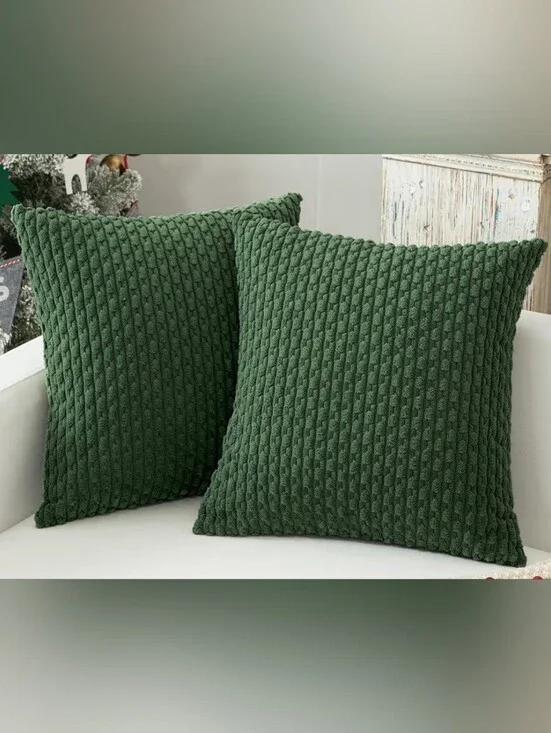 Set Of 2 Plush  Decorative Pillow Covers - Dark Green Size 24 X 24