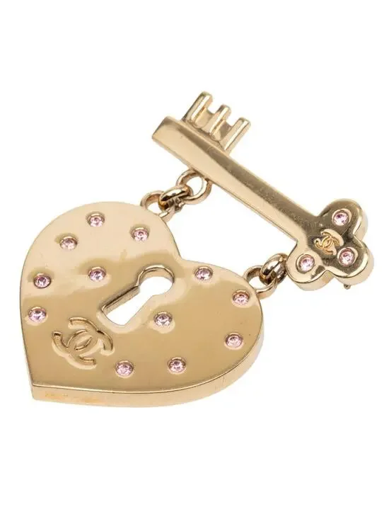 Chanel Cc Logo Heart Key Brooch Gold- #287759C79B