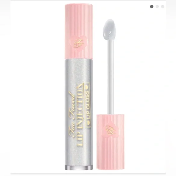 Too Faced Lip Injection Power Plumping Lip Gloss stars are aligned