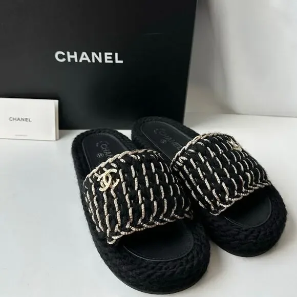NIB! Chanel (39/8-8.5 US) Interlocking CC Logo Braided Slide Sandals- Black/Gold