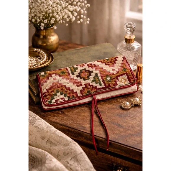 Vintage Neiman Marcus Needlepoint Jewelry Roll‎ Italy Geometric Travel Organizer