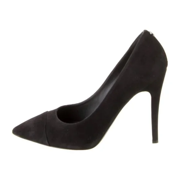 CHANEL Interlocking CC Logo Suede Pumps Women's Size: 8.5 | IT 38.5