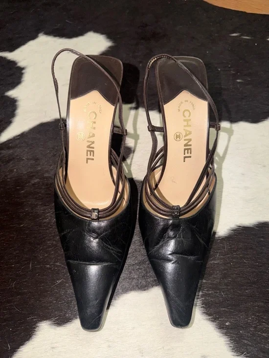 CHANEL Vintage Slingback Pointed Toe Black and Brown Leather Mules, size 39