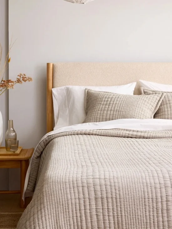 NWOT Quince Organic Cotton Channel Stitch Taupe Set of  2 Shams!