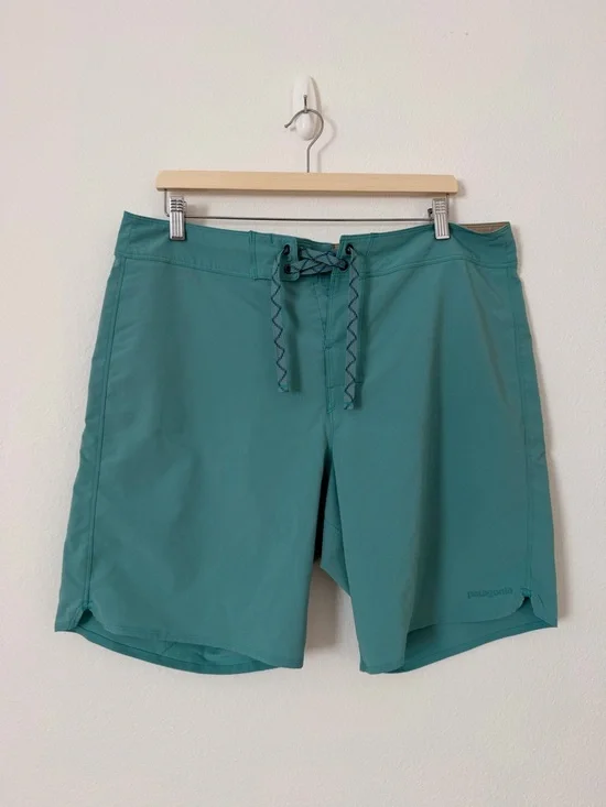 Patagonia FLAWED Hydropeak Boardshorts Men’s Size 36 Turquoise Blue Swim Summer