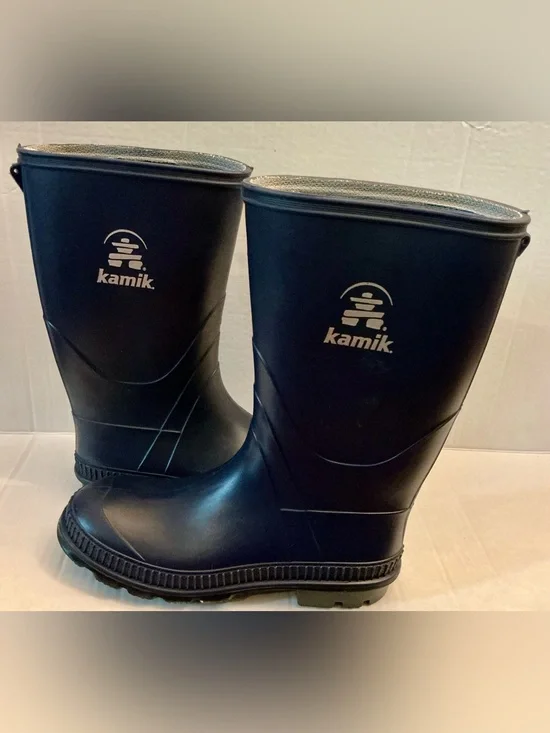 Kamik Youth Size 4 Rain Boots Dark Navy Waterproof Rubber Pull-On Outdoor