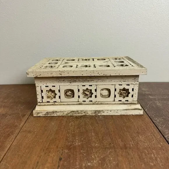 Vintage JAPAN Intricate Wood inlay pattern Jewelry‎ Music Box Velvet lined