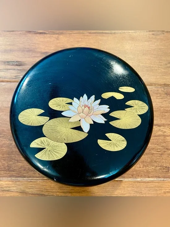 Vintage Otagiri Japan‎ Laquerware Round Lidded Trinket Box Black With Lily Pads