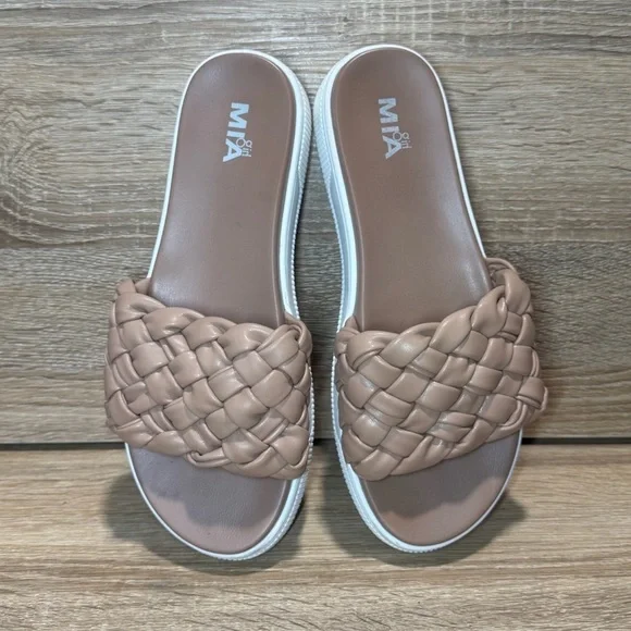 MIA girls size 5 Shoes Woven braided faux leather Slide platform Chunky Sandals