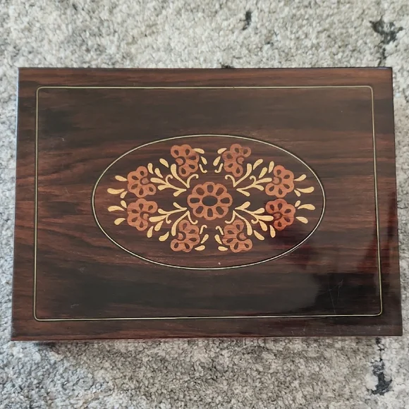 London Leather Wooden Jewelry Box with Floral Inlay
