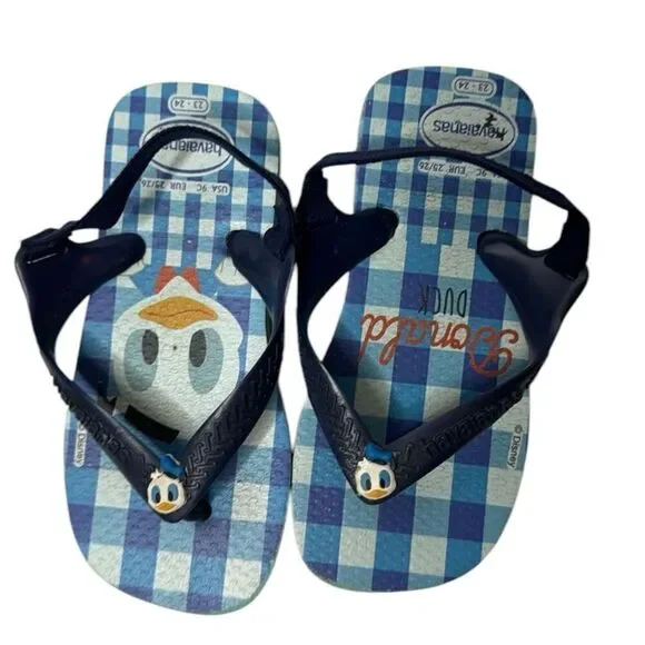 Havaianas Disney’s Donald Duck Flip Flops. child size 9C.