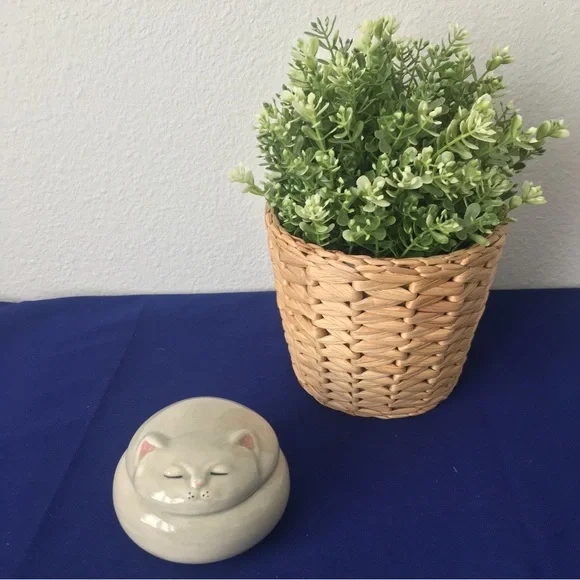 Vintage Handmade Ceramic Cat Jewelry Dish