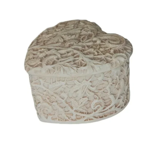 Heart Trinket Box Cream Lace Design Handcast Designs Lace Collection Jewlery Box
