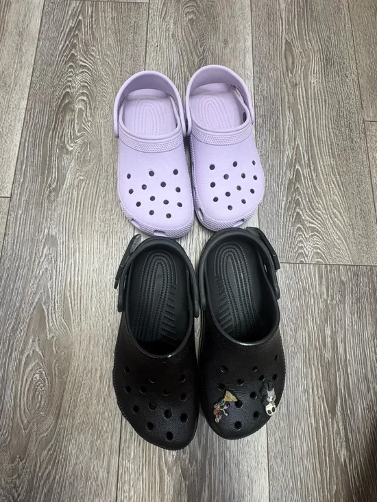 Bundle of 2 pair of Crocs for big kids size 3
