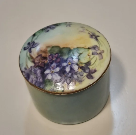 🪻Vintage Bavaria Handpainted Violets Floral Ceramic Porcelain Trinket Box
