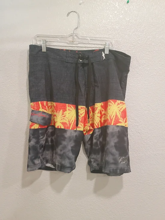 Maui and Sons Red and Yellow Palm Stripe Board Shorts 4 Way Stretch XL