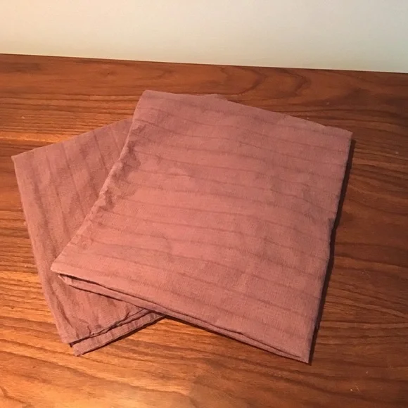 Calvin‎ Klein Home 2 Soft-Stripe Rosewood Layered Shadows Euro Pillow Shams