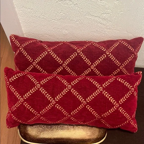#1542** Vintage 2 Set Of Red Decorative Pillows with Gold Embroidery