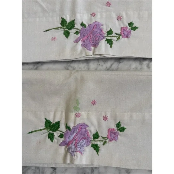 VTG Kmart Embroidered Lavender, Purple  Standard Size Pillow cases set 2