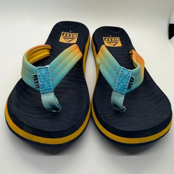 Reef Kids Ahi Flip Flops Blue Orange Ombre Sunset‎ Beach Sandals Size 4 Big Kid